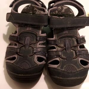 Boys Sneaker Sandals Size 3